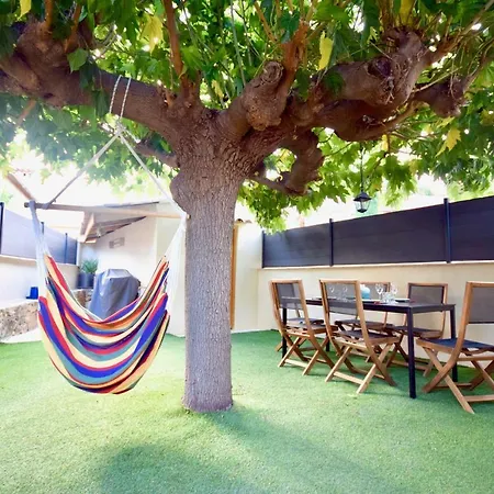 Charmante Maison Centre-ville Sainte-maxime, Plages A 2 Pas Holiday home Sainte-Maxime